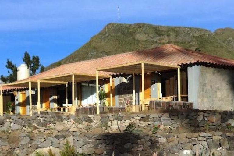 Ab Arequipa: Colca Canyon 2-Tages-Tour mit Unterkunft