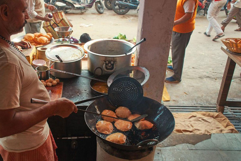 Varanasi: 4 Dagen Varanasi, Bodhgaya en Ayodhya ReisVaranasi: 3 Dagen Varanasi, Bodhgaya en Ayodhya Reis