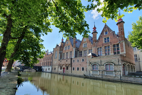 Bruges by bike with family and friends!