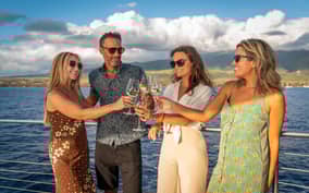 Maui: Ka'anapali Luxury Sunset Cocktail Sail with Open Bar