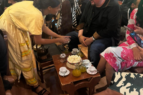 Addis Abeba: Totot Kulturfest &amp; Rhythmusshow mit Abendessen