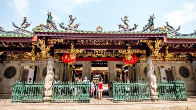 chinatown singapore guided walking tour
