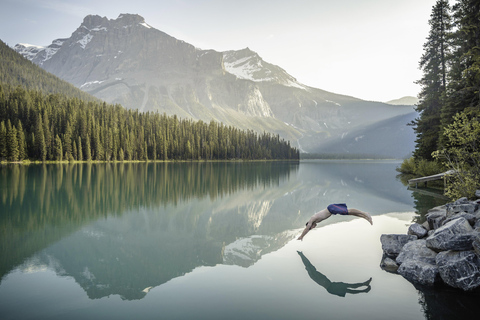 Moraine Lake, Lake Louise, Emerald Lake & Takakkaw Falls Banff Tour + Lunch at Emerald Lake Lodge