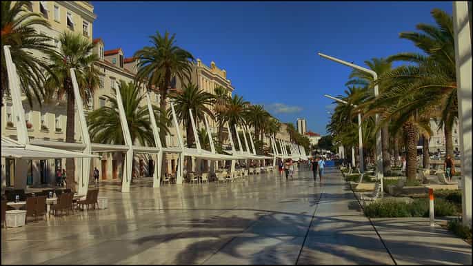 fullday trip from dubrovnik to split