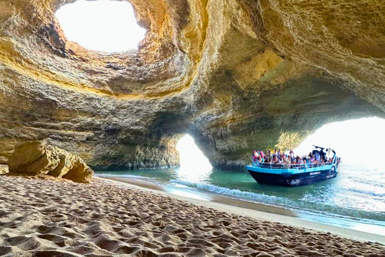 Portimão: Benagil Caves & Dolphins Watching with Biologist