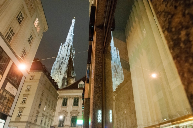 Wiedeń: Duchy i legendy, nocna 2-godzinna wycieczka pieszaPubliczna wycieczka po włosku