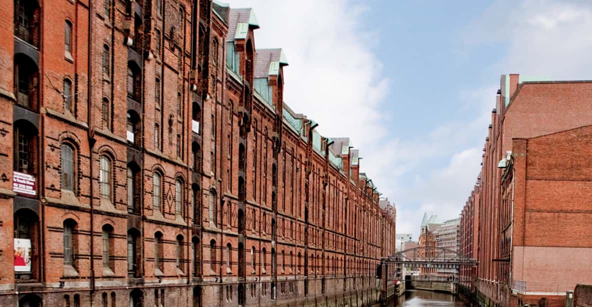 Hamburg: Exciting Scavenger Hunt for Children (in German)