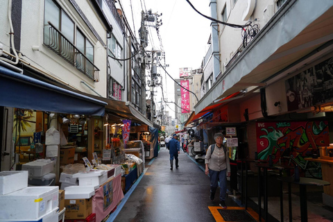 Tokyo: Tsukiji Fish Market Morning Tour with Local