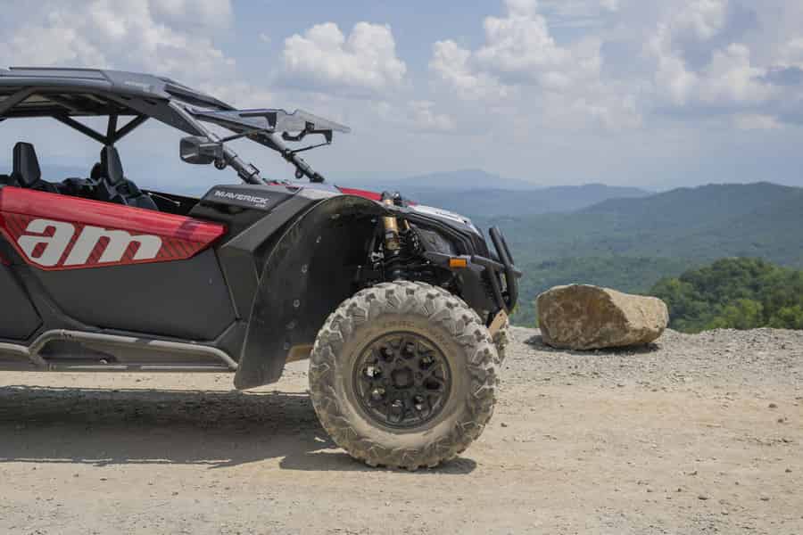 Offroad-UTV-Tour – Maverick 4-Sitzer. Foto: GetYourGuide