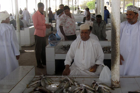 Half-Day Cultural Tour: Barka Markets & Al Naman Castle