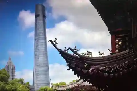 Recorrido de 4 horas por los lugares más destacados de Shanghái: Jardín Yu, Templo del Buda de Jade