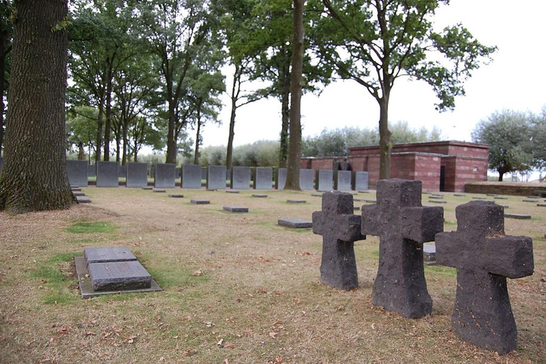 Brussels: Flanders Fields Private Day Trip