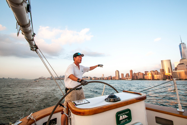 New York City: Sunset Sail aan boord van een schoener