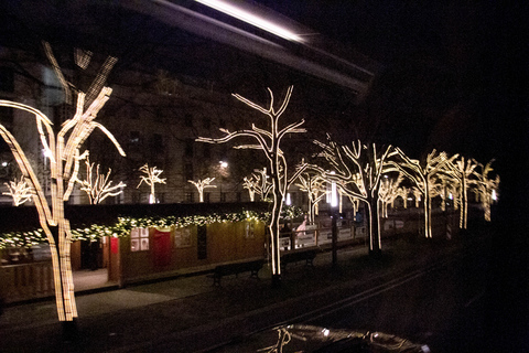 Berlin: 2-Hour Christmas Lights Bus Tour incl. Mulled Wine Tour from Kurfürstendamm