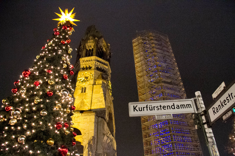 Berlin: 2-Hour Christmas Lights Bus Tour incl. Mulled Wine Tour from Kurfürstendamm