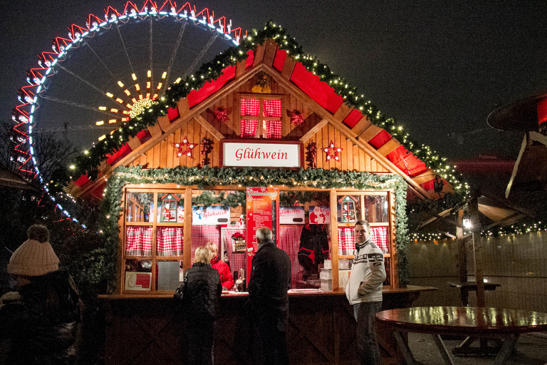 Berlin: 2-Hour Christmas Lights Bus Tour incl. Mulled Wine Tour from Kurfürstendamm