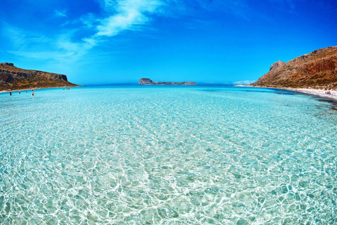 Au départ de Kissamos : Croisière en catamaran de luxe à Balos et Gramvousa