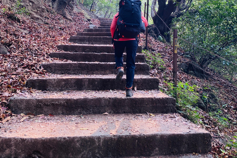 Kathmandu: Chisapani Nagarkot Trek with Accommodation