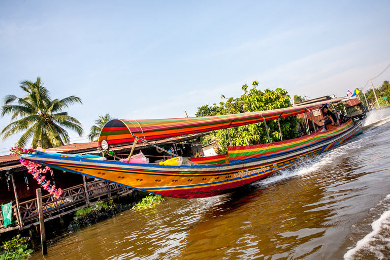 Bangkok&#039;s Temple &amp; River of Kings Experience with a localShared Group Tour