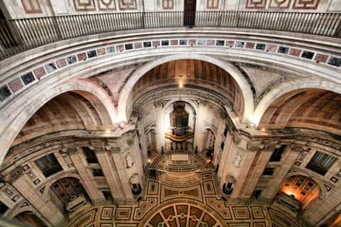 Lisbon Classics and Fátima Sanctuary Full-Day Tour