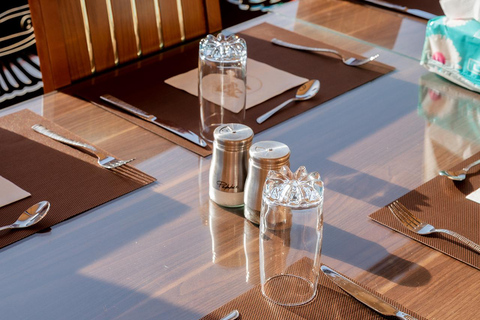 Luxor to Aswan: 6-Day Dahabiya Nile Cruise with Ancient Tour