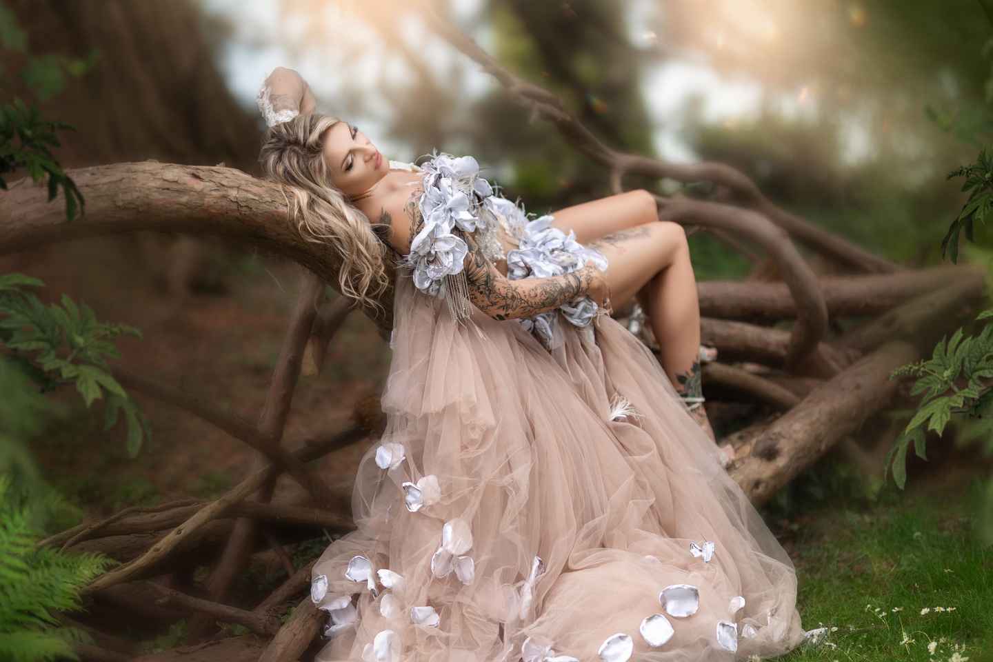 Thun: Fairytale Castle Photoshoot with Makeup and Styling