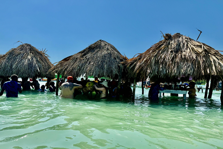 4 Isole del Rosario + Snorkeling + Cholon (isola della festa)