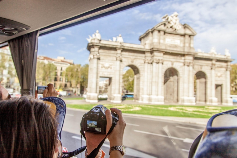 Madrid: Bustour und Eintritt zum KönigspalastZweisprachige Tour, Englisch bevorzugt