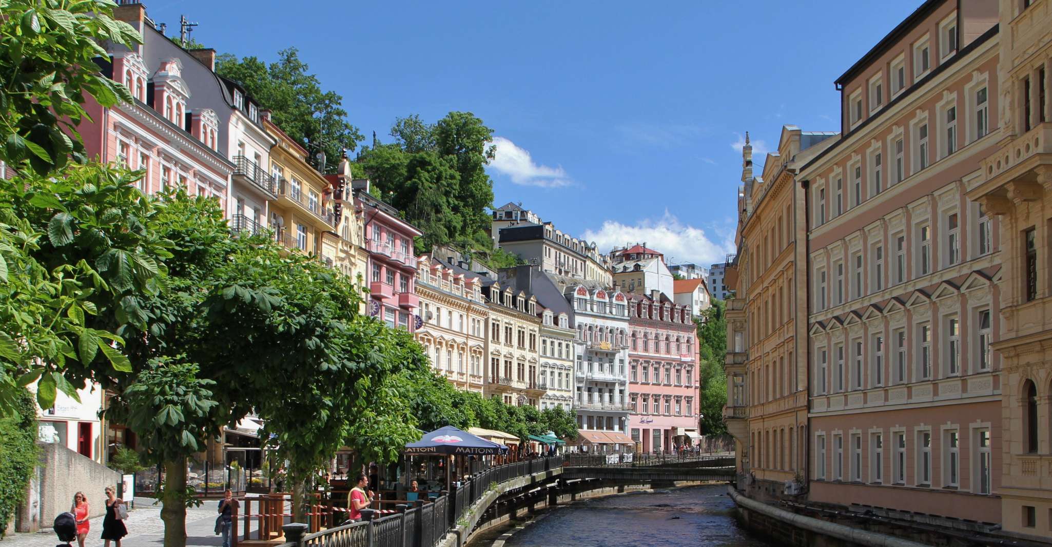 From Prague, Karlovy Vary with Watchtower and Funicular - Housity