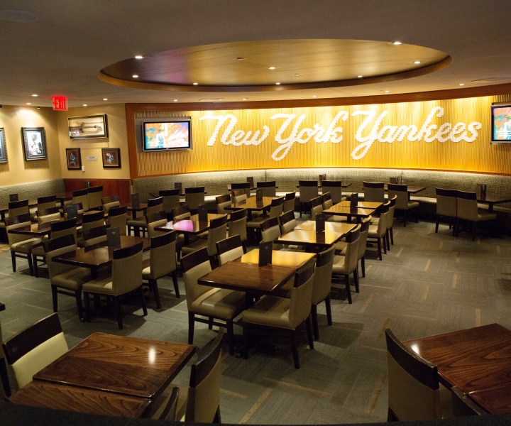 New York: Meal at Hard Rock Cafe Yankee Stadium