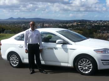 Mauritius: Full-Day Tour with Chauffeur Guide