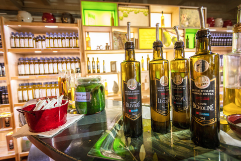 معصرة زيت أوليبو: جولة إرشاديةمعمل زيت أوليبو: جولة بصحبة مرشد سياحي