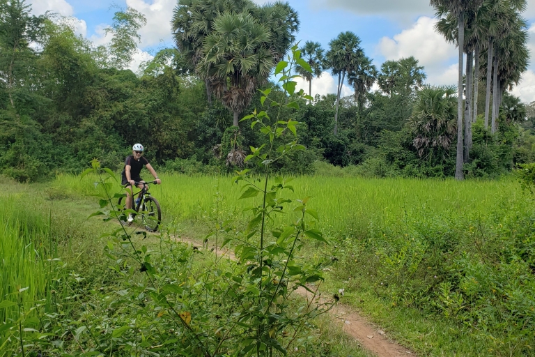 Bike Through Siem Reap Countryside with Local Guide Bike Through Siem Reap Countryside with Local Guide