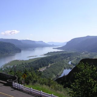 From Portland: Multnomah Falls & Columbia River Gorge Tour