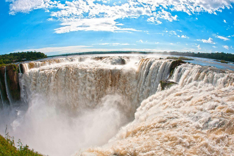 From Foz do Iguaçu: Argentina Tour - Argentina Side of the Falls & Puerto Iguazu From Foz do Iguaçu: Argentina Tour - Argentina Side of the Falls and Puerto Iguazu