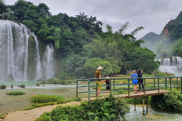 Vanuit Hanoi: 2-daagse Ban Gioc waterval tour - kleine groepGroepsreis: 1 persoon