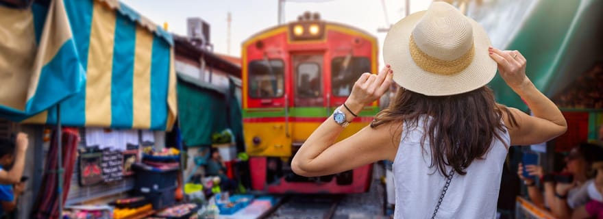 Visite privée : marché flottant de Damnoen Saduak et Maeklong, Bangkok