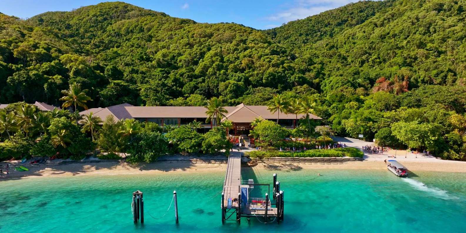 From Cairns: 2 Islands 1 day - Fitzroy & Green Islands