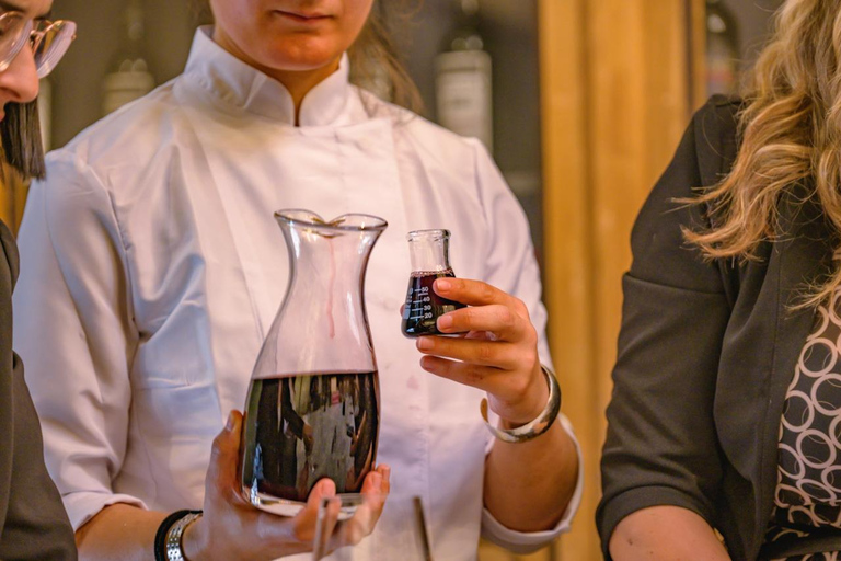 Experiência vinícola exclusiva em Florença: Cria o teu próprio vinho!