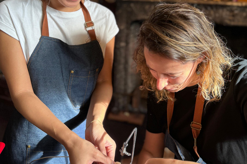 Bruges: Workshop de fabrico de anéis de prata