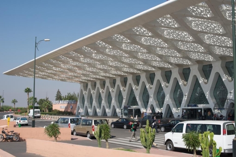 Marrakesz: prywatny transfer z lotniskaAirport Transfer z lotniska w Marrakeszu do strefy 2