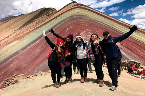 Cusco Mágico: Valle Sagrado - Montaña de Colores + Hotel ✩✩✩✩