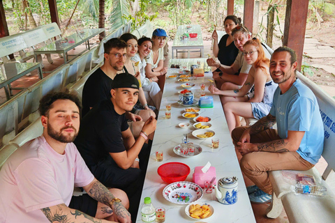 Cu Chi Tunnels & Mekong Deltas 1-Day Small Group (Max 11) Cu Chi Tunnels: Half Day Tour by Premium Van max 11