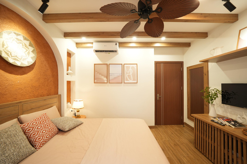 河内：香料村、美食之旅和超级世界 2 天游香料村、火车街、美食之旅和 Mega Grand World