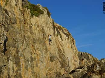 Esperienza di arrampicata su roccia di 3,5 ore a Cascais
