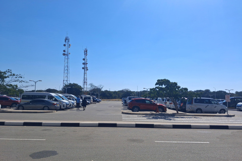 Victoria Falls: Airport Transfer, Falls Tour & Village Visit