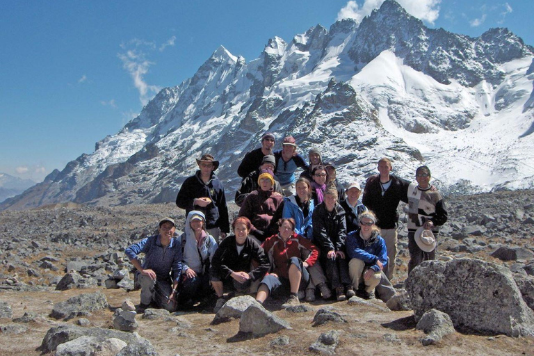Från Cusco: Salkantay Trek till Machu Picchu 4 dagar 3 nätter.Salkantay Trek till Machu Picchu 4 dagar retur med bil.