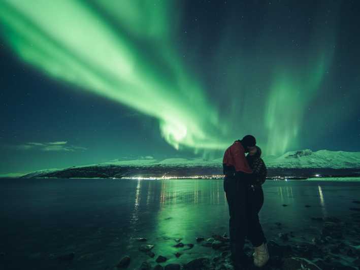 Tromsø : Excursion en bus à la découverte des aurores boréales