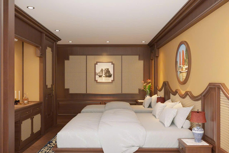 Hanoi: 2-Day Halong & Bai Tu Long Bay 5-Star Cruise, Balcony Halong: 2-Day Halong& Bai Tu Long 5-Star Cruise with balcony