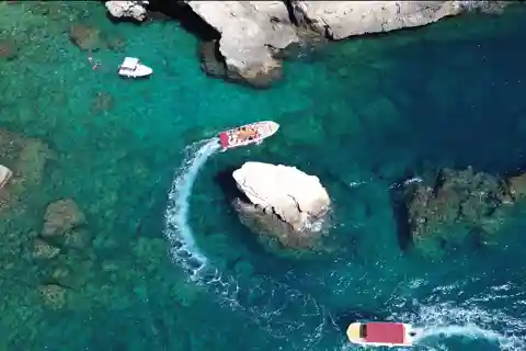 Private Tour of the Island of Ortigia and the Sea Caves
